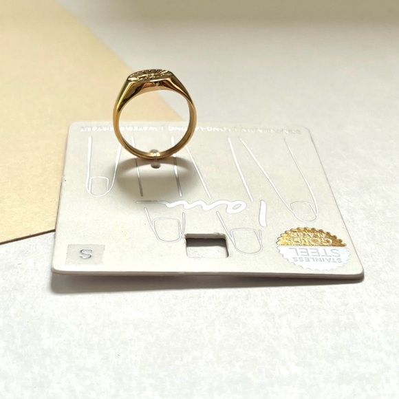 🏷️ stainless steel & gold plated eye 👁️ ring - Picture 6 of 10